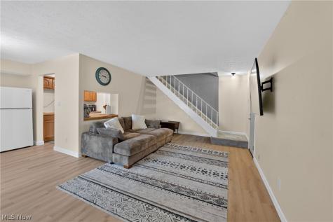 4926 Independence Circle Stow OH 44224