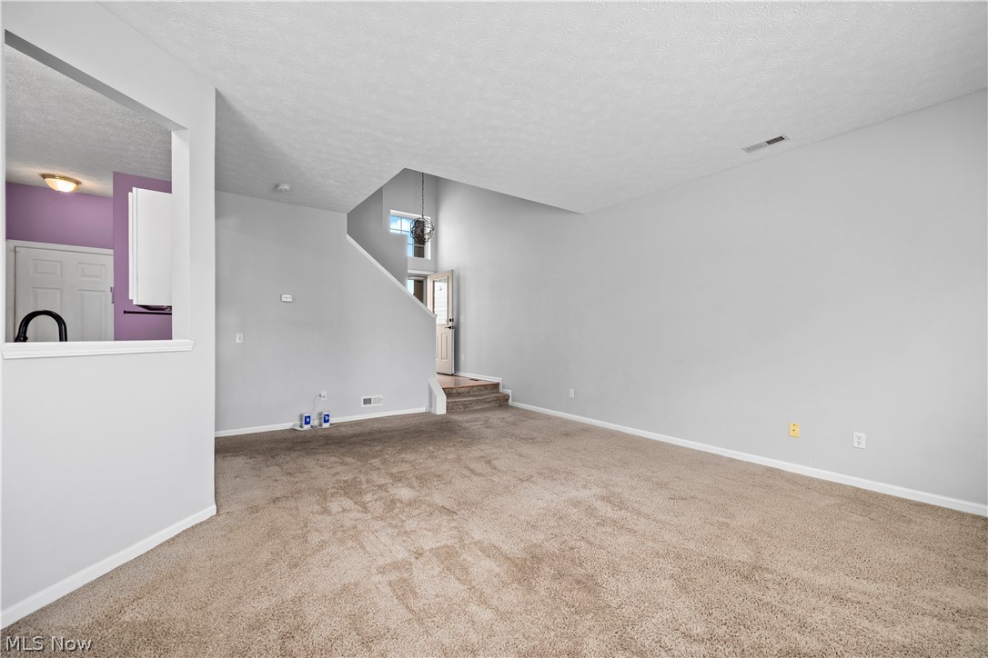29026 Pembrooke Boulevard Olmsted Falls OH 44138