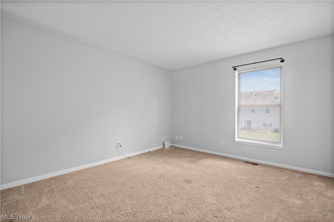 29026 Pembrooke Boulevard Olmsted Falls OH 44138