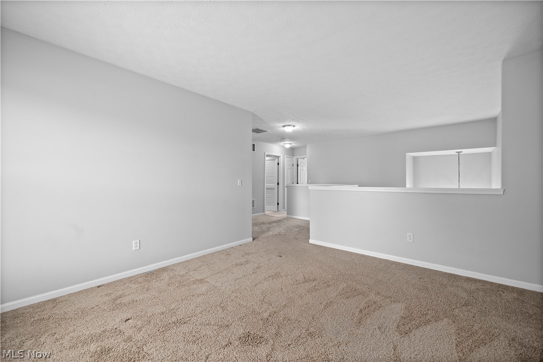 29026 Pembrooke Boulevard Olmsted Falls OH 44138