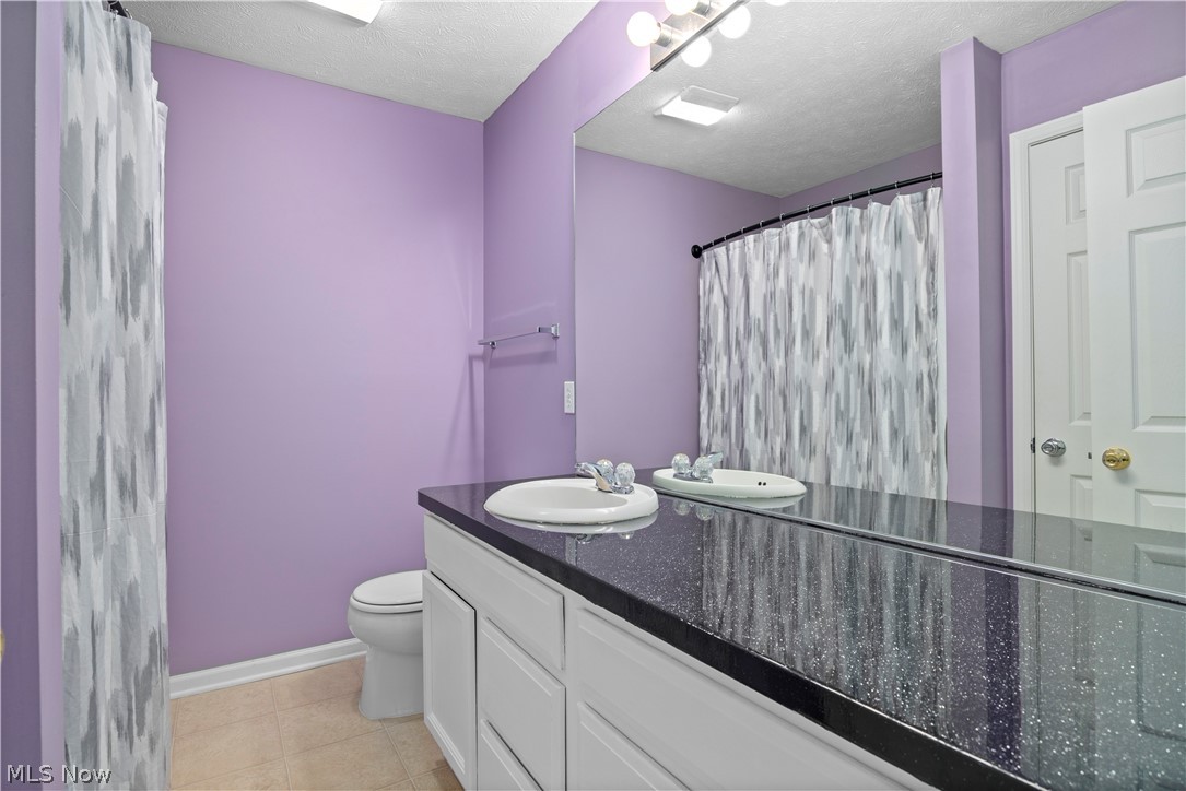 29026 Pembrooke Boulevard Olmsted Falls OH 44138