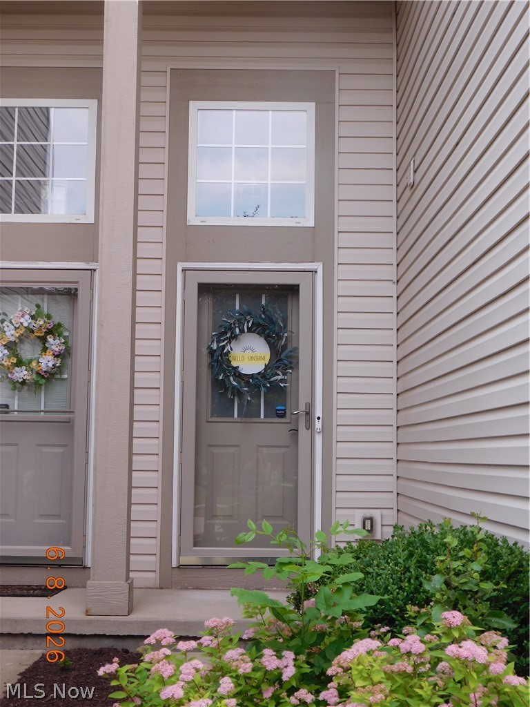 29026 Pembrooke Boulevard Olmsted Falls OH 44138
