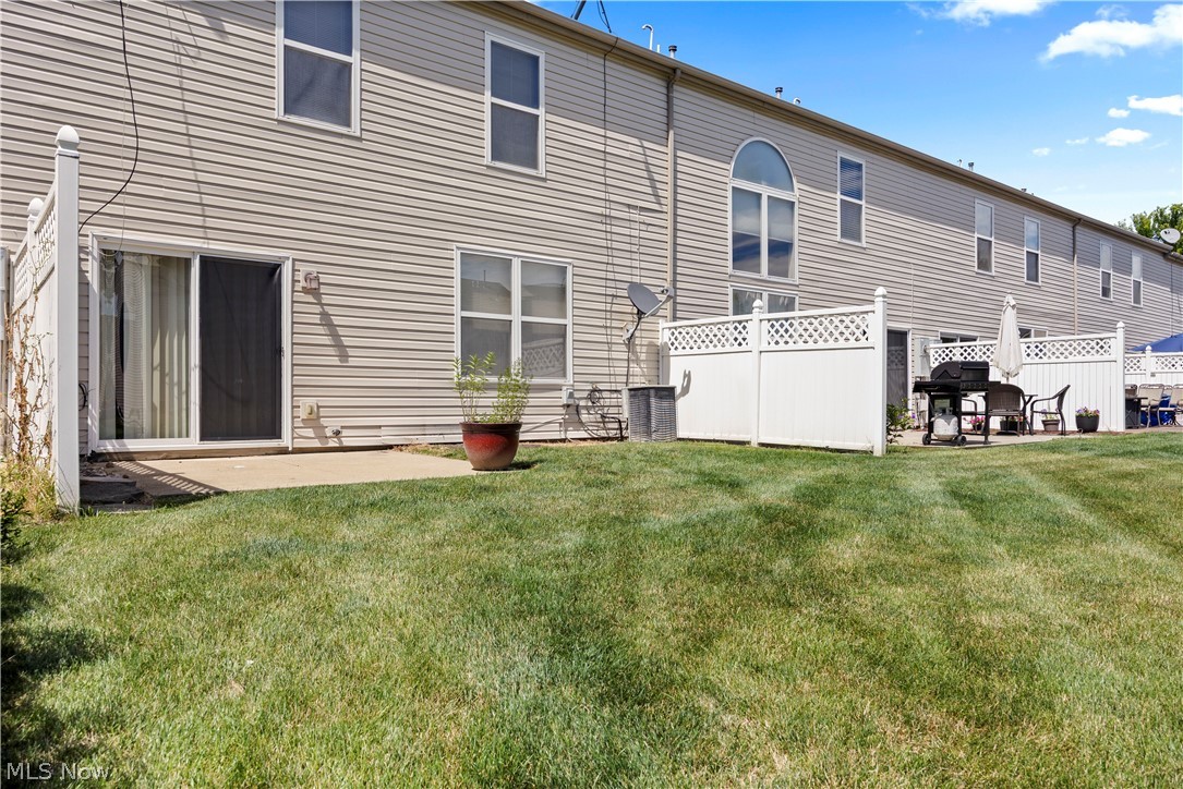 29026 Pembrooke Boulevard Olmsted Falls OH 44138