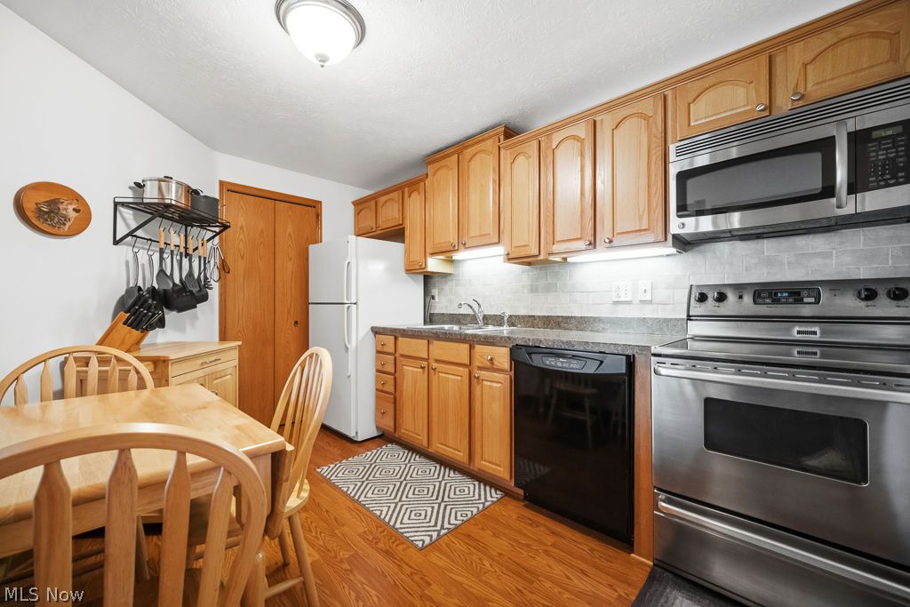 9610 Cove Drive North Royalton OH 44133
