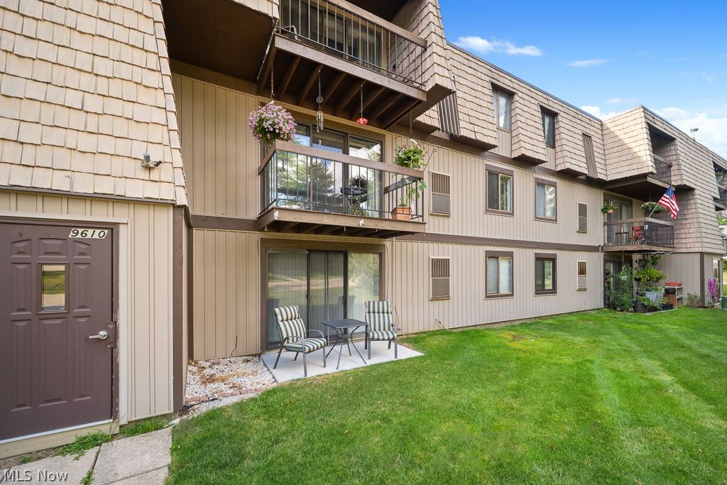 9610 Cove Drive North Royalton OH 44133