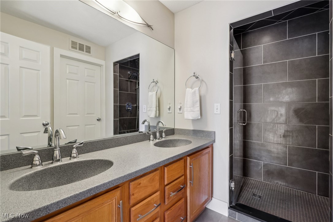 2157 W 6th Street Cleveland OH 44113