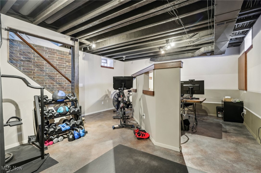 2157 W 6th Street Cleveland OH 44113