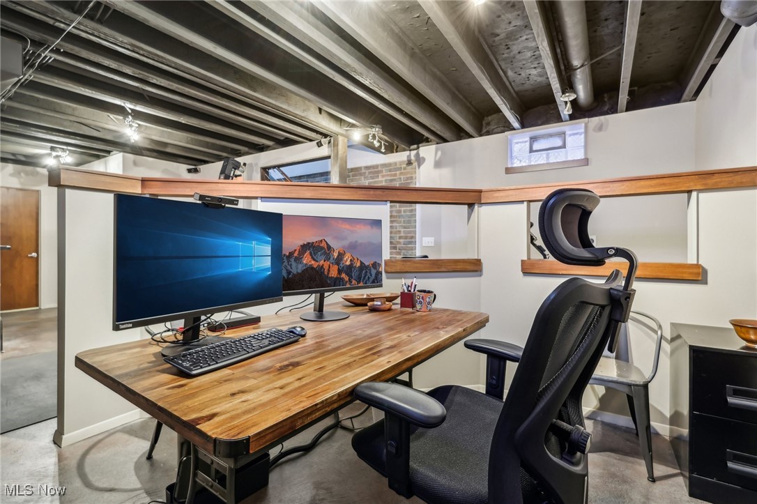 2157 W 6th Street Cleveland OH 44113