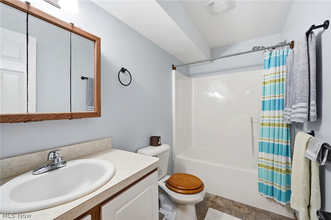 5729 Saint Thomas Lane Madison OH 44057