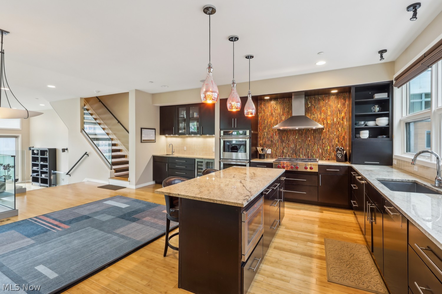 11 Clifton Pointe Lakewood OH 44107