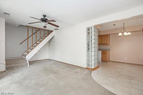 20325 Williamsburg Court Middleburg Heights OH 44130