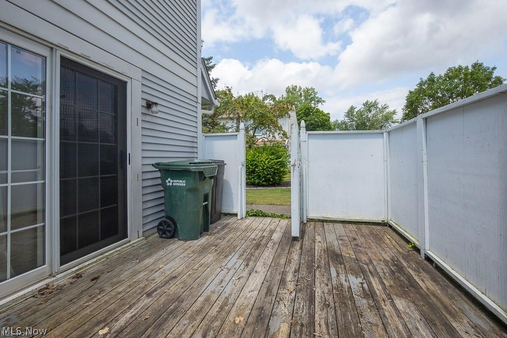 20325 Williamsburg Court Middleburg Heights OH 44130