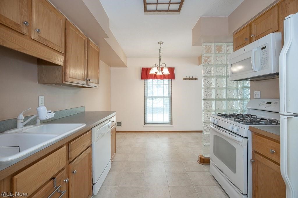 20325 Williamsburg Court Middleburg Heights OH 44130