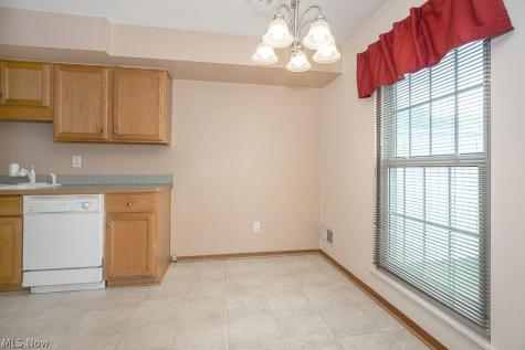 20325 Williamsburg Court Middleburg Heights OH 44130
