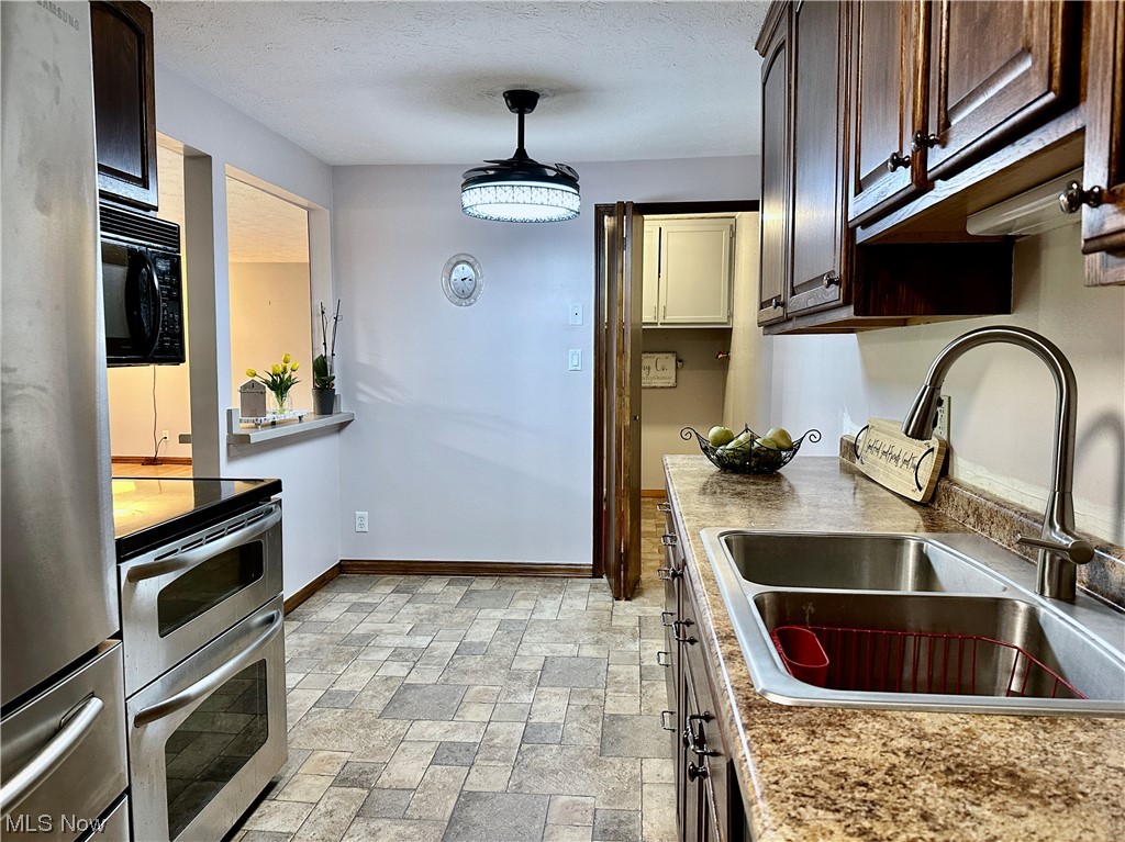 9840 Sunrise Boulevard North Royalton OH 44133