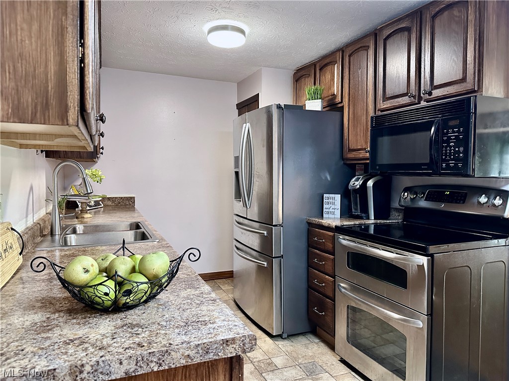 9840 Sunrise Boulevard North Royalton OH 44133