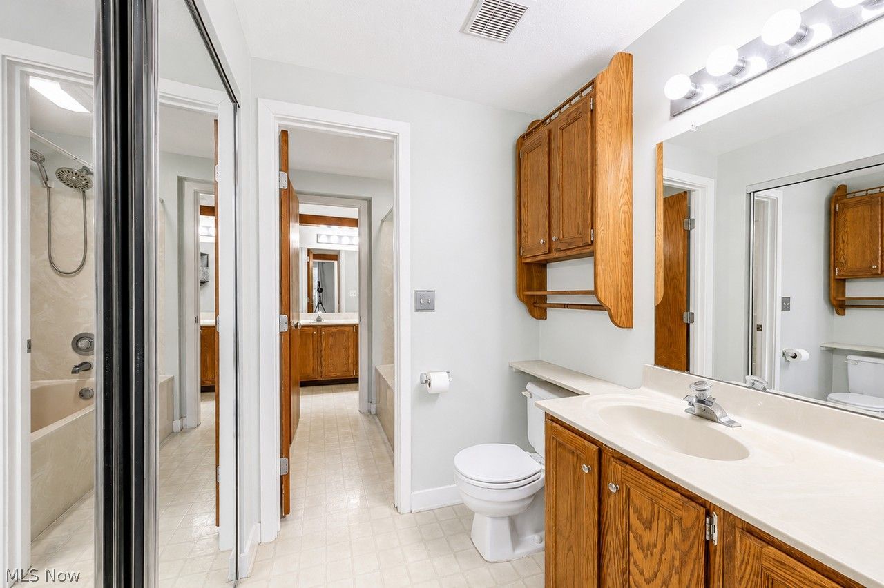 3201 Mariners Island Drive NW Canton OH 44708