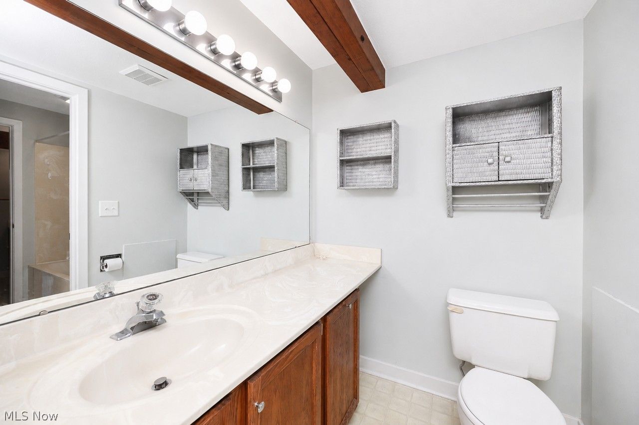 3201 Mariners Island Drive NW Canton OH 44708