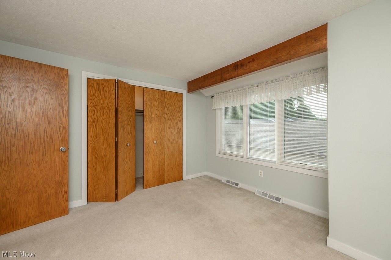 3201 Mariners Island Drive NW Canton OH 44708