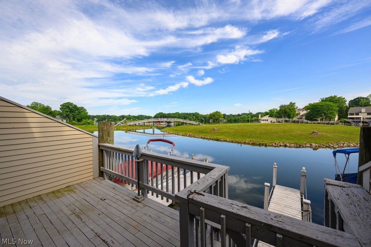 3201 Mariners Island Drive NW Canton OH 44708