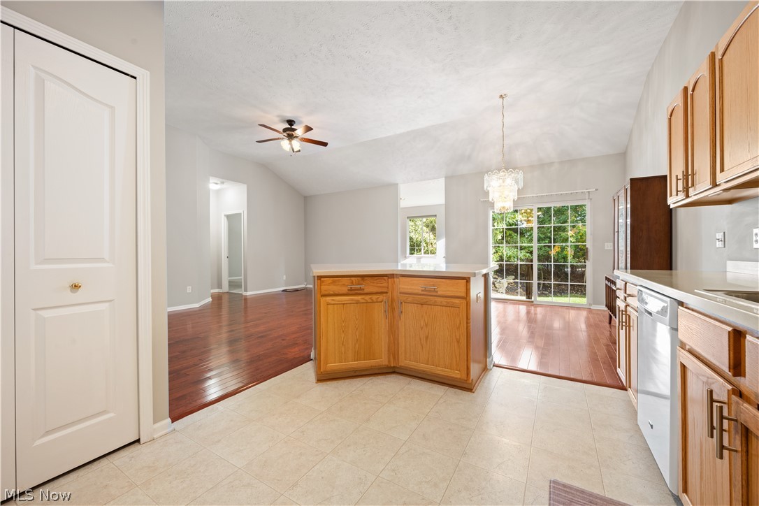 29427 Hummingbird Circle Westlake OH 44145