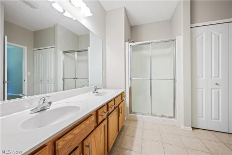29427 Hummingbird Circle Westlake OH 44145