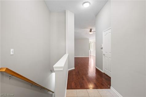 29427 Hummingbird Circle Westlake OH 44145