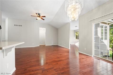 29427 Hummingbird Circle Westlake OH 44145