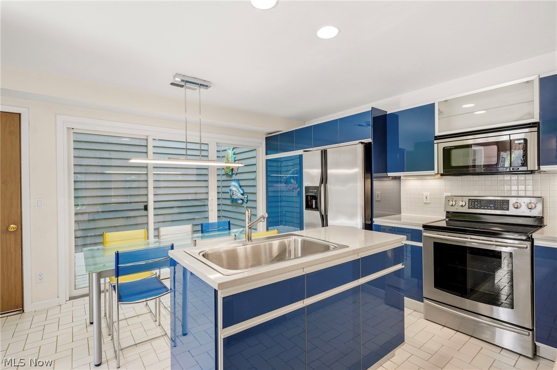1376 Bobby Lane Westlake OH 44145