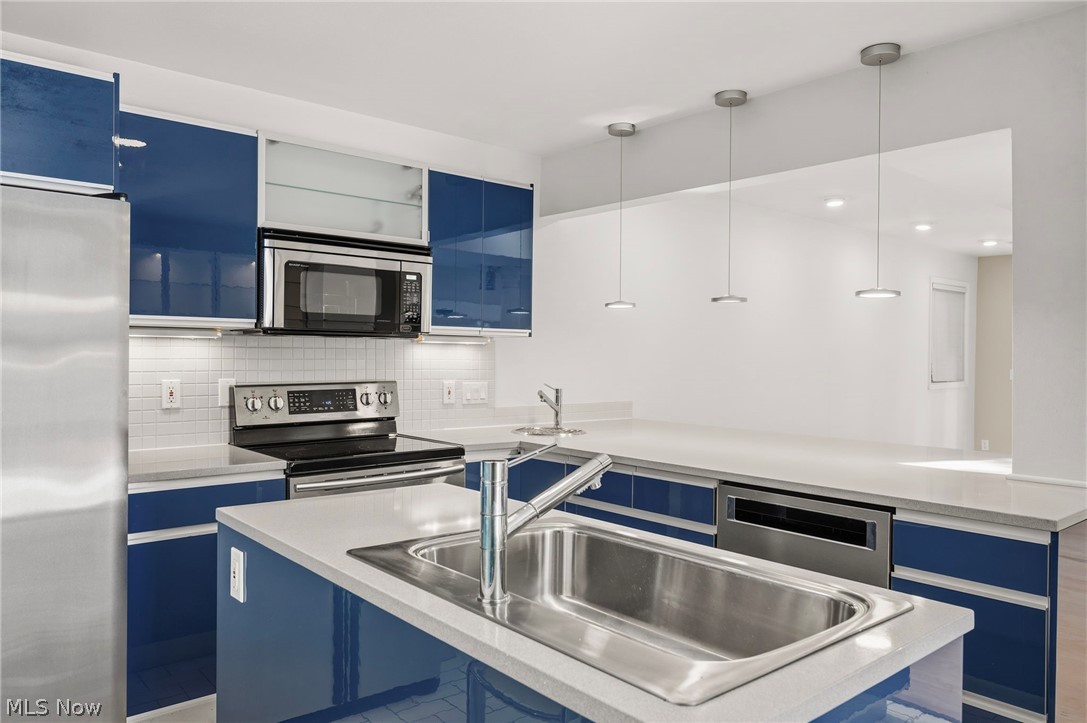 1376 Bobby Lane Westlake OH 44145