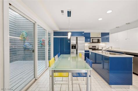 1376 Bobby Lane Westlake OH 44145