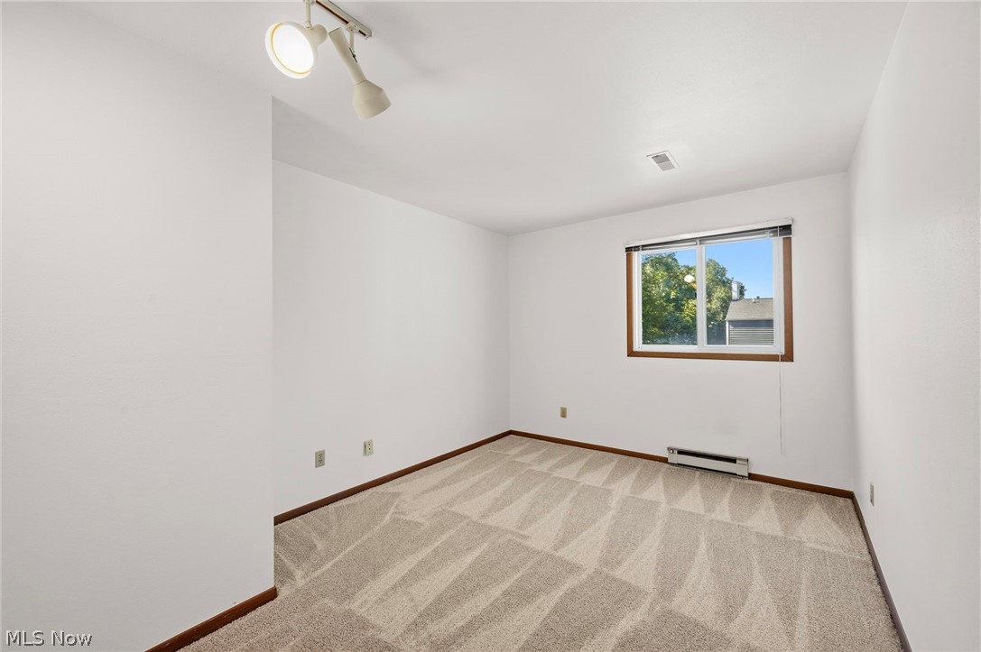 1376 Bobby Lane Westlake OH 44145