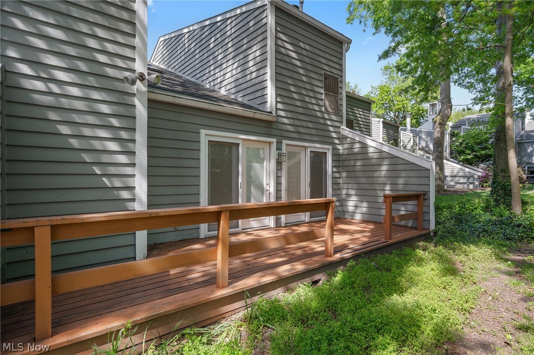 1376 Bobby Lane Westlake OH 44145
