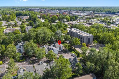 1376 Bobby Lane Westlake OH 44145