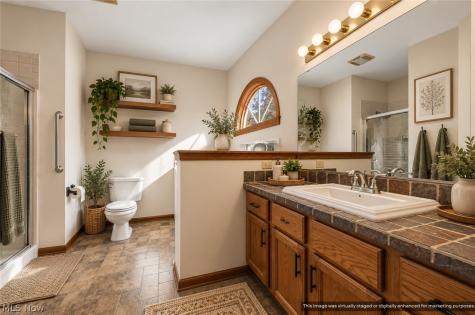 631 N Ridgecliff Street Tallmadge OH 44278