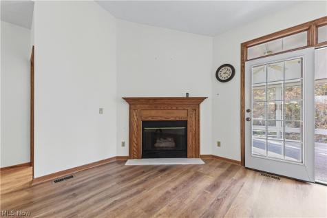 631 N Ridgecliff Street Tallmadge OH 44278