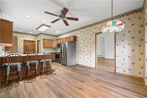 631 N Ridgecliff Street Tallmadge OH 44278