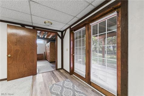 631 N Ridgecliff Street Tallmadge OH 44278