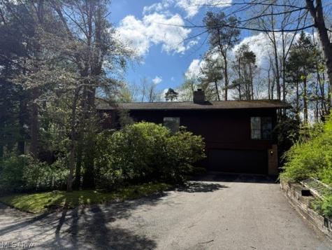 1938 Hemlock Drive Kent OH 44240