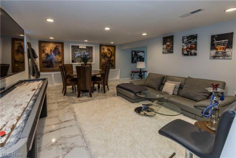 3631 Kenwood Drive Uniontown OH 44685