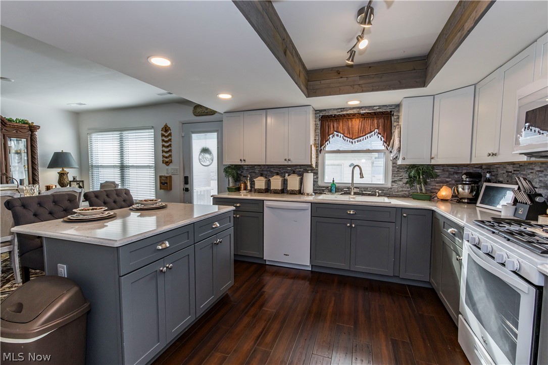 3631 Kenwood Drive Uniontown OH 44685