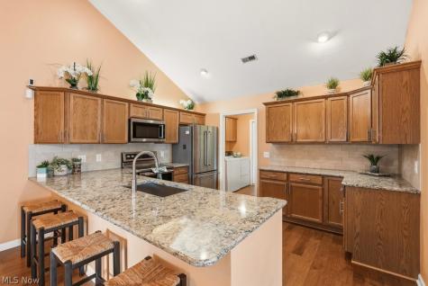 625 Crossings Circle Tallmadge OH 44278