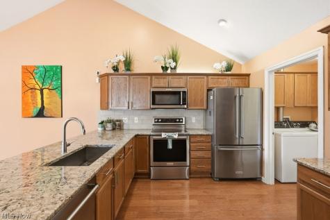 625 Crossings Circle Tallmadge OH 44278