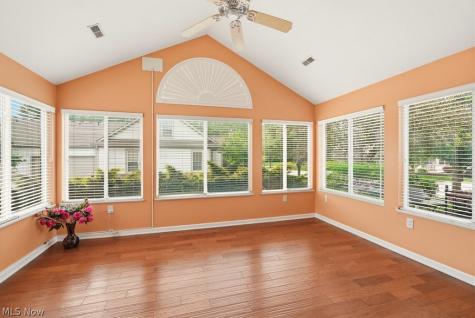 625 Crossings Circle Tallmadge OH 44278