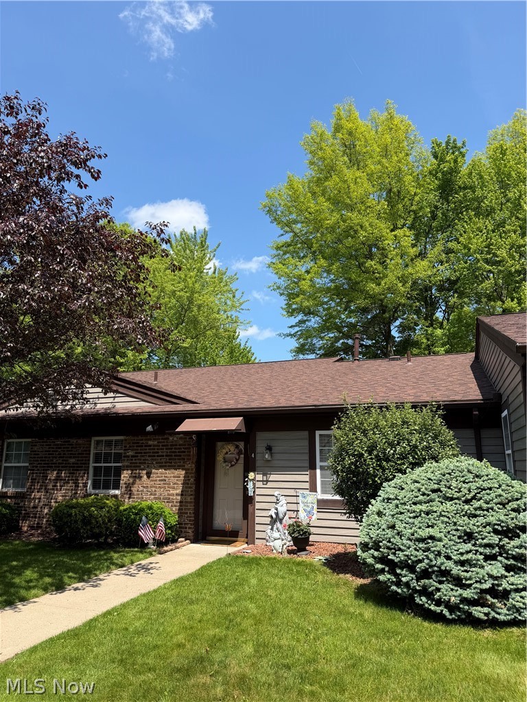 810 Nob Hill Drive Niles OH 44446