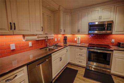 9010 Portage Pointe Drive Streetsboro OH 44241