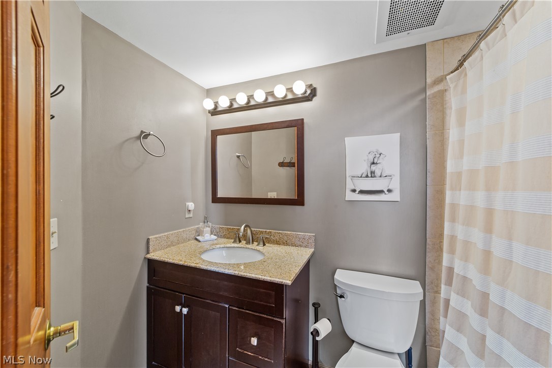 408 W Saint Clair Avenue Cleveland OH 44113