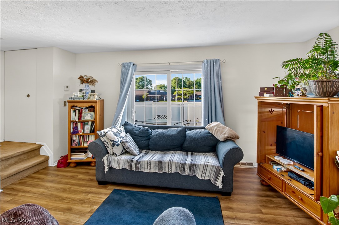 17522 Independence Court Brook Park OH 44142