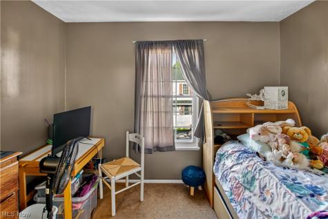 17522 Independence Court Brook Park OH 44142
