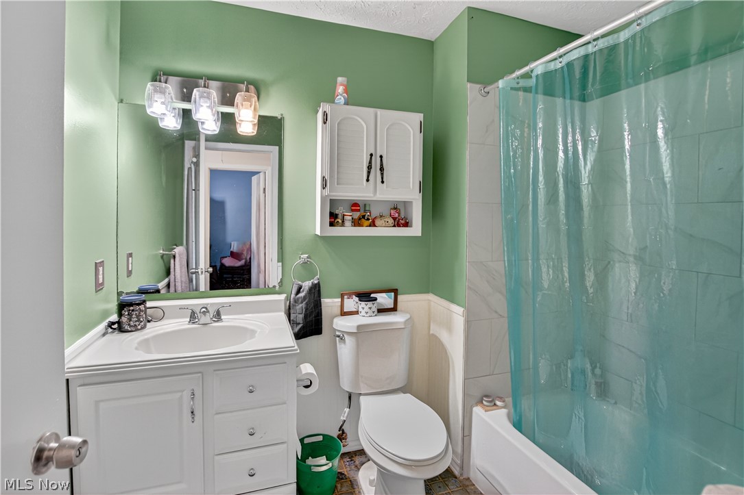 17522 Independence Court Brook Park OH 44142